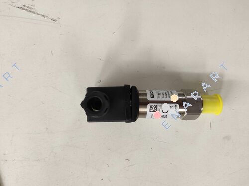 685-2003-2-0-M13-300-1-000-000 Pressostat électronique DS 6 OEM