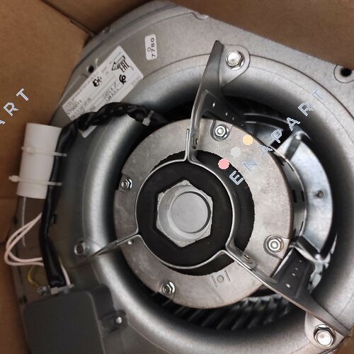V700011 DA 7/7 CM 147 Watt 4 P IP 20 Ventilateur