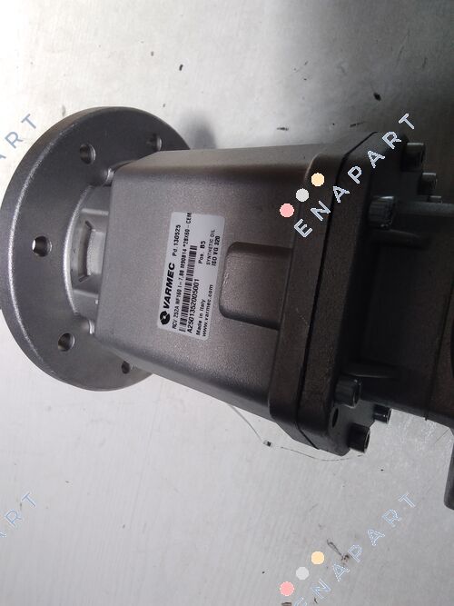 RCV 252A NF160 1/ 7.88 Réducteur M10 avec arbre spécial