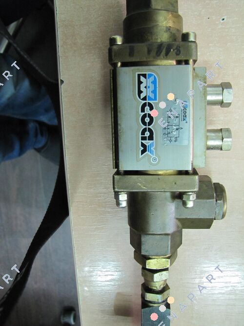 217343  Valve coaxiale