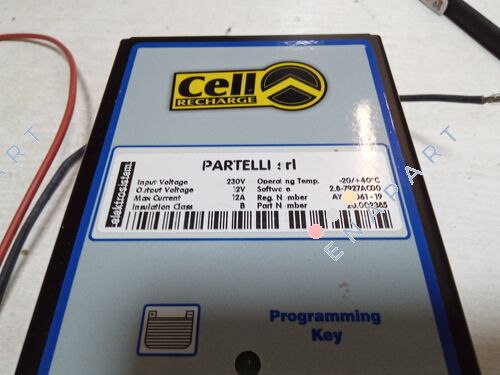 CB 350 HF 12A 12V Chargeur de batterie haute fréquence