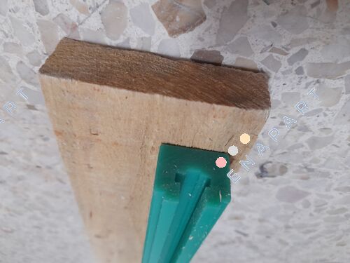 221410004 Rail de cage robuste de type CKG pour chaînes à rouleaux