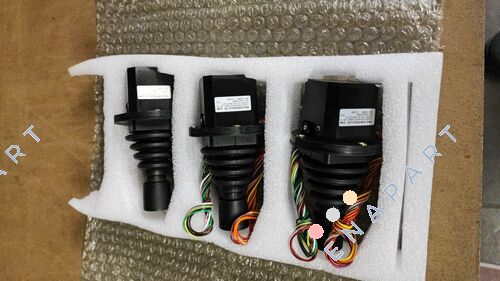 JC400-C-XY-NN-/-MA-ZC-S-P Contrôleur à joystick multiaxes