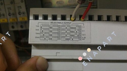 M 1000 0020 Type 1COR UC-P2 | Messumformer - Un: 230V DC Capteur de tension à courant continu